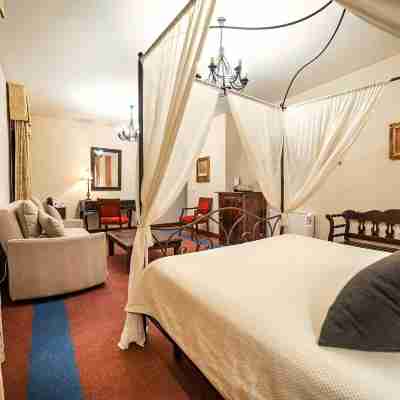 Alvar Fañez Rooms