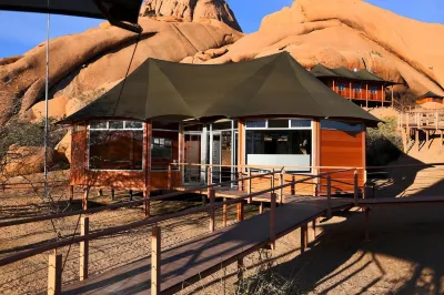 Spitzkoppen Lodge Hotels in Henties Bay