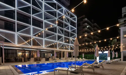 Nyota Hotel & Conference Center