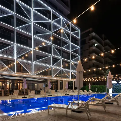Nyota Hotel & Conference Center Hotels near H2O Beach