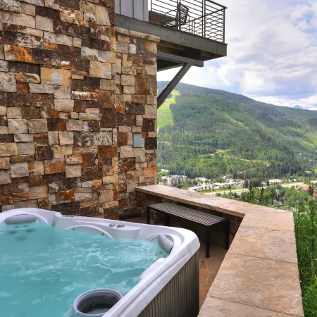 The Arrabelle at Vail Square, a RockResort