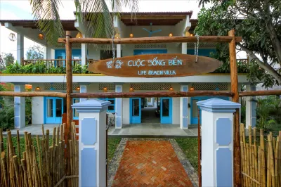 Life Beach Villa Hotels in An Bang Beach