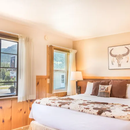 Alpine Trail Ridge Inn
