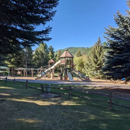 GetAways at Falcon Point Resort