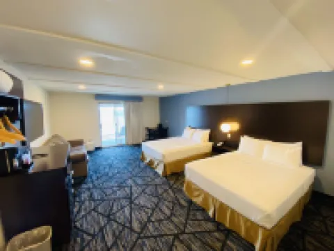Clearwater Lakeshore Motel Hotels in Mackinaw Township