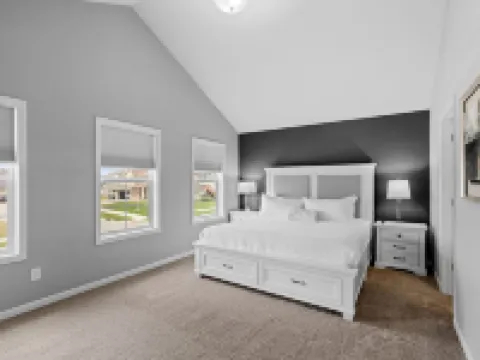Savanna Grove Hotels in Blaine