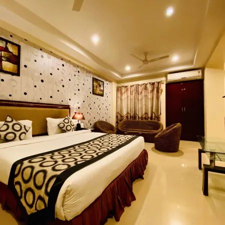 Hotel KRC Palace