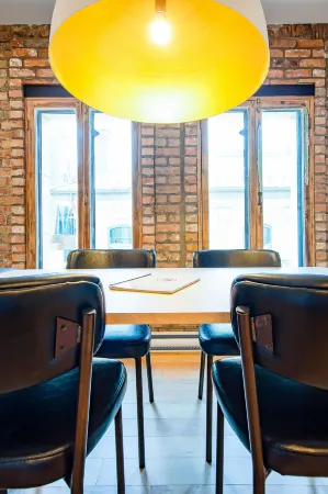 Les Lofts St-Pierre - PAR les Lofts Vieux-Québec Отели рядом с достопримечательностью «Upper Town (Haute-Ville)»