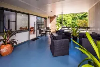 King Reef Resort Hotels in Wongaling Beach