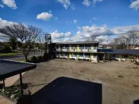 Memphis Motor Inn Hotels in Parkes