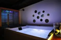 Petramare Charming House - Hot Tub