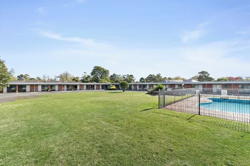 Baronga Motor Inn Hotels in Colac