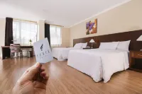 Fenix Hotel Hôtels à : 