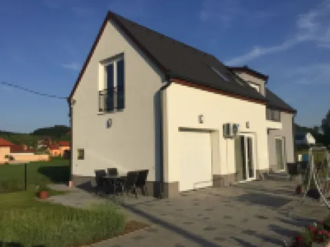 サボルチ アパートメンツ のホテル