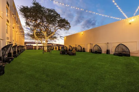 Ramada by Wyndham DFW Airport