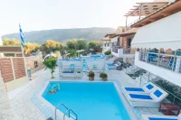 All Saints Villas - Pools
