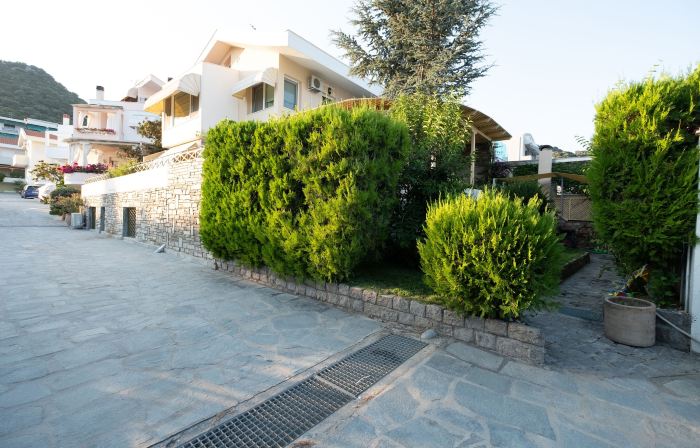 Blue Crystal Villa
