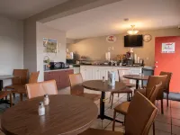 Super 8 by Wyndham Kamloops East