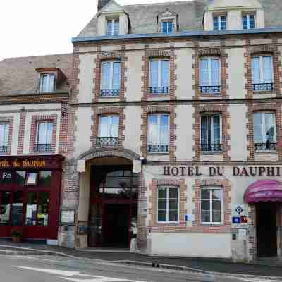 Brit Hotel du Dauphin Hotel Exterior