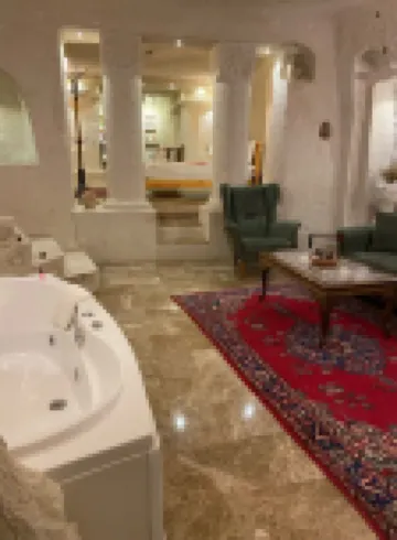 阿布哈亞特洞穴套房