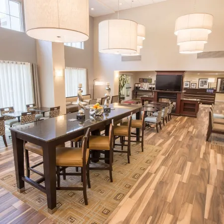 Hampton Inn & Suites Berkshires-Lenox