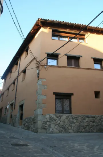 普拉內塔維拉酒店