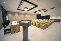 Hotel Prag Continental Guwahati