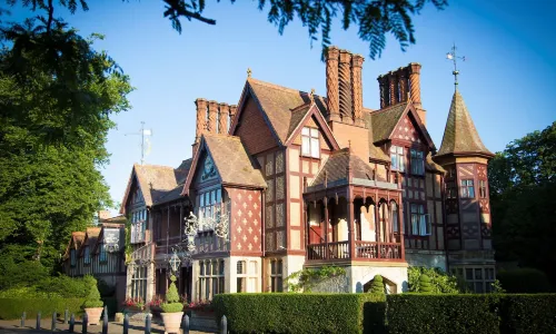 The Five Arrows Hotel