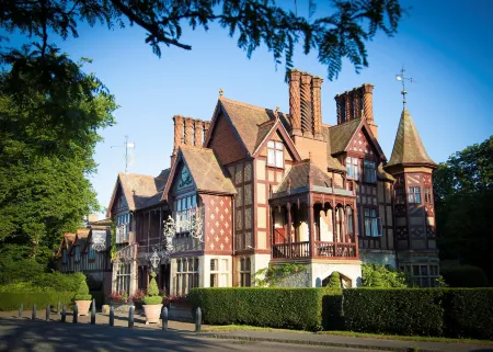 The Five Arrows Hotel Отели в г. Динтон-вит-Форд энд Аптон