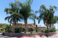 Siegel Select Casa Grande