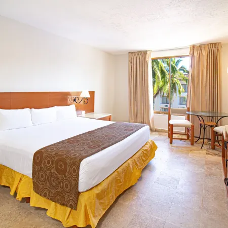 Plaza Pelicanos Club Beach Resort All Inclusive
