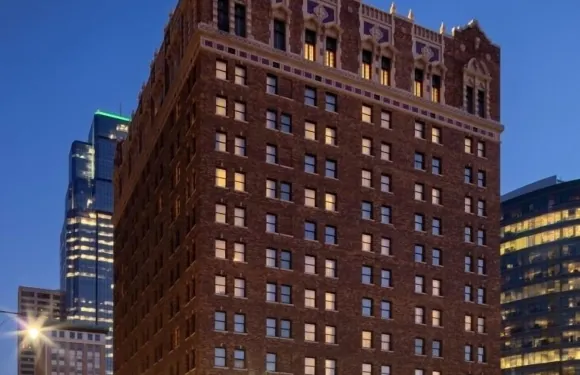 堪薩斯城希爾頓總統酒店