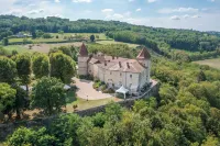 Les Dépendances de Chapeau Cornu فنادق في Saint-Didier-de-la-Tour