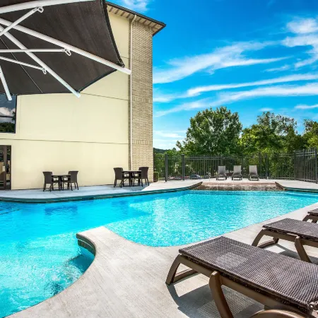 Grand Oaks Hotel