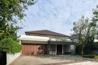 Chamomile Hill View 6Br Villa with a Private Pool