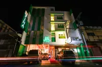 โรงแรมฟิน่า โรงแรมใน