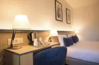 Kyriad Villefranche Sur Saone Hotel a Theize