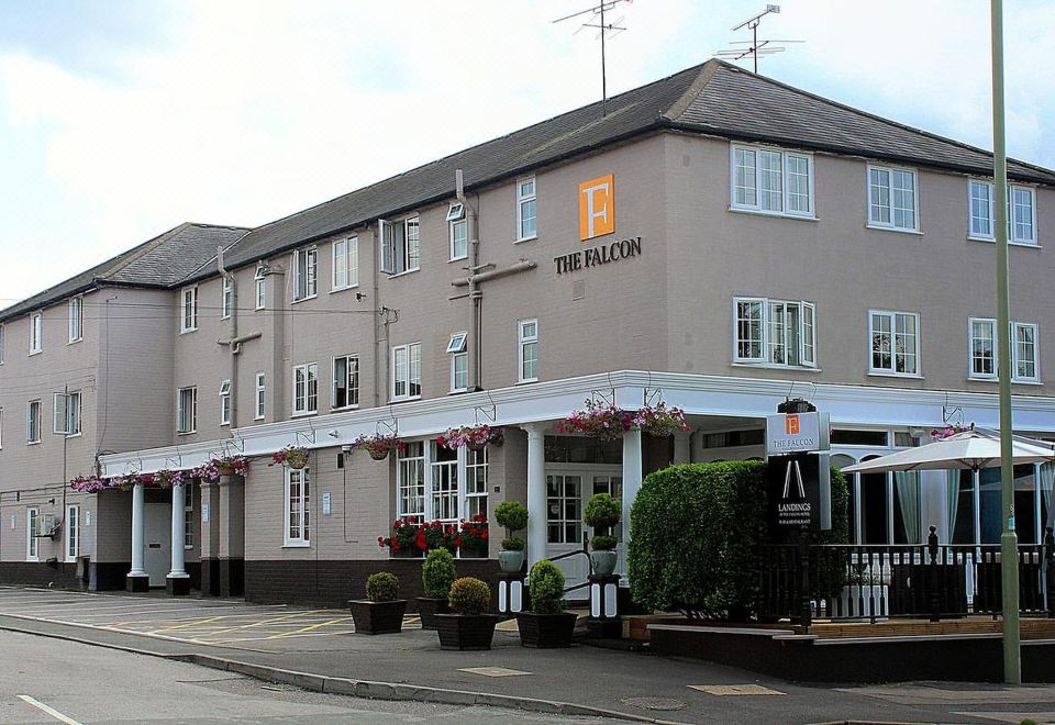 hotel overview picture