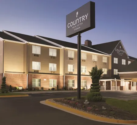 Country Inn & Suites by Radisson, Washington, D.C. East - Capitol Heights, MD Отели в г. Пеппер Милл Виллидж