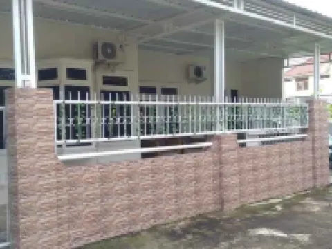 Artalia Guest House Salatiga Hotels in Sidorejo