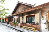 OYO 3789 Bukit Somber Residence Syariah Hotels in North Balikpapan