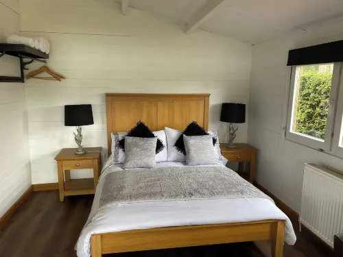 Lochside-1bed-pet Friendly-amazing Views -  Privatzimmer