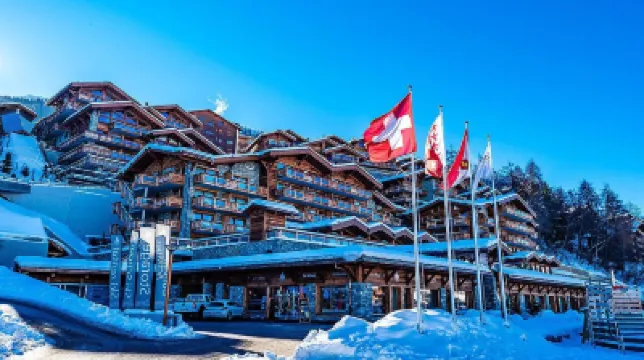 Appartement central et parking gratuit Hotels near La Tzoumaz