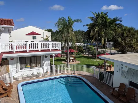 Breakaway Inn Guest House