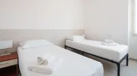 Das Halte Haus - Room 303 Các khách sạn ở Monte Petrosu