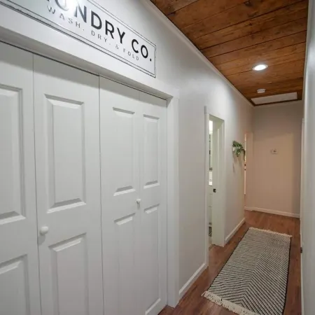 New-Ethel Rose Cottage-5 Min to Magnolia Silos