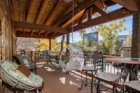 Cliff House Lodge B&B Hotels in Evergreen