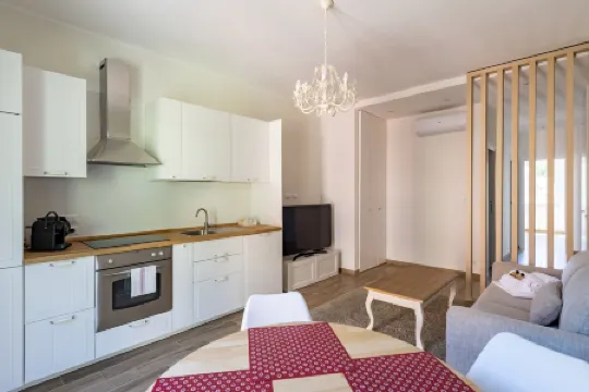 Joivy Lele Apartment with Swimming Pool