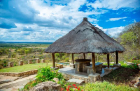 Thakgalo Honeymoon Suite - 2211