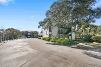 레드어닝의 1베드룸 콘도, 인렛 듄즈 201 인렛 비치 호텔